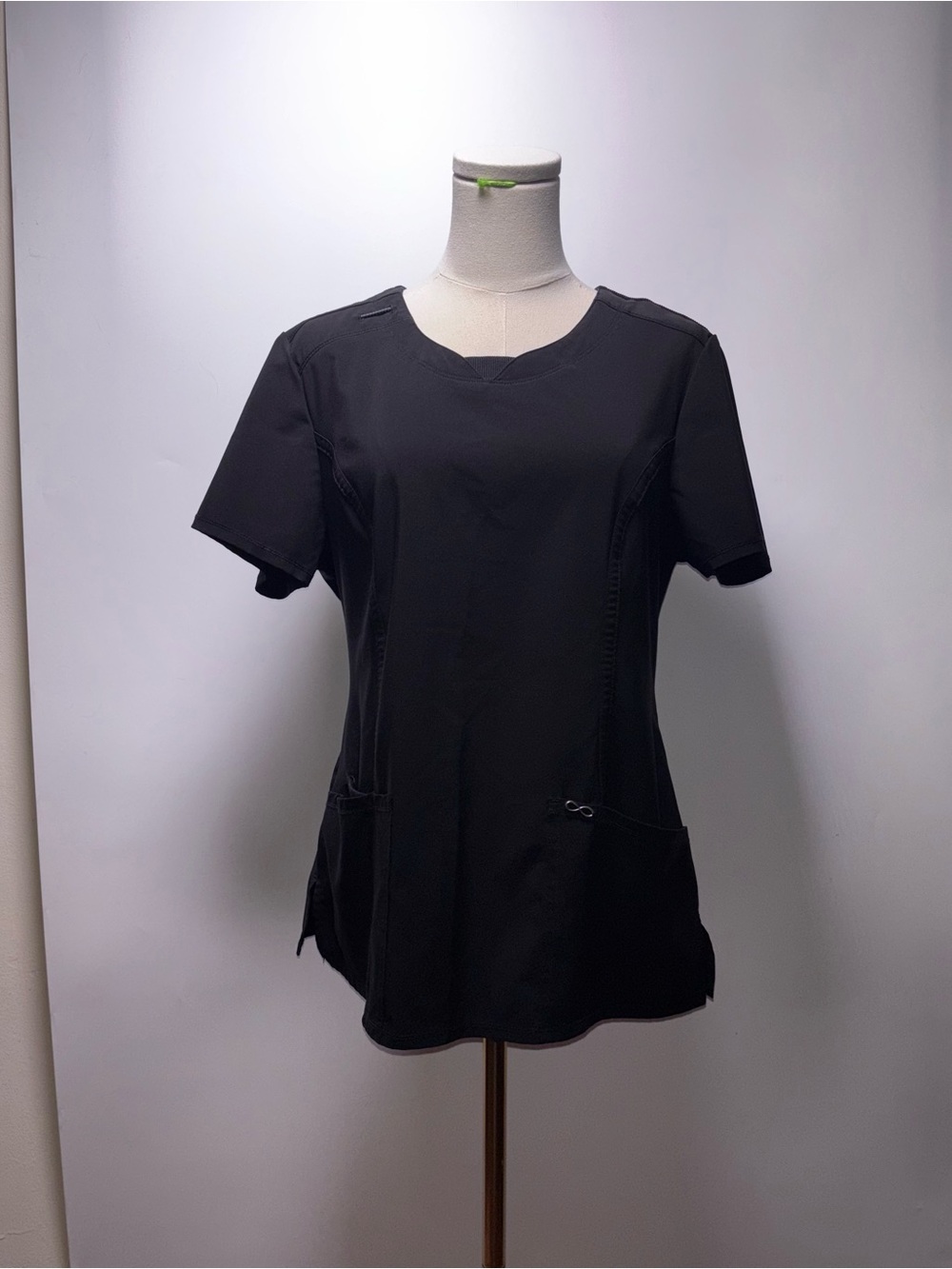 Cherokee Infinity Scrub Top Size M